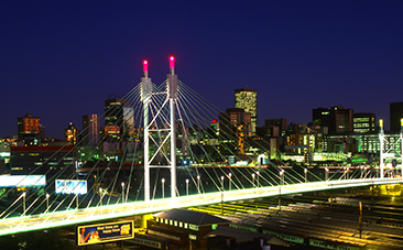 nelson mandela bridge  south africa, johannesburg, nelson mandela bridge, pink, breast cancer awareness, estee lauder