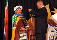 South Africa honours heroes South Africa honours heroes