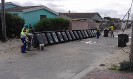 bin cleaning Khayelitsha community service, movies, Khayelitsha, buhle
Sithela, sunshine cinema, entrepreneurship bin cleaning Khayelitsha community service, movies, Khayelitsha, buhle
Sithela, sunshine cinema, entrepreneurship