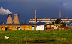 Mining town mining towns, gold rush, labour-sending area, informal settlement, mine 
worker, migrant labour, shack, portfolio committee on human 
settlements, special presidential package for distressed mining towns