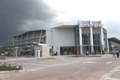 Pick n Pay in Zimbabwe expansion deal Pick n Pay in Zimbabwe expansion deal