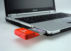 Laptop with a 3G data card 