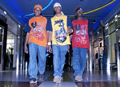 Teenagers in the Zone shopping mall 