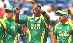 Ntini's international exit a celebration border, cricket, csa, east, express, london, lupuwana, makhaya, mdantsane, mdingi, ntini, proteas, south, themba, ucb, africa Ntini's international exit a celebration border, cricket, csa, east, express, london, lupuwana, makhaya, mdantsane, mdingi, ntini, proteas, south, themba, ucb, africa