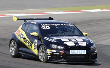 Van der Linde lifts Scirocco R-Cup title 